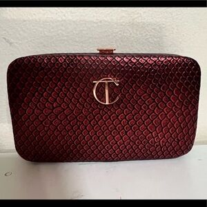 Red Faux Alligator Pattern Travel Kit / Wallet